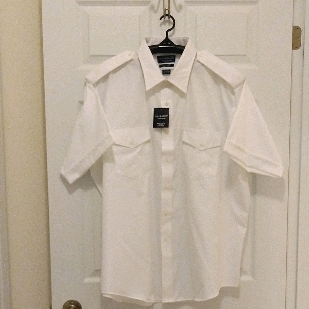 New The Aviator by Van Heusen - NWOT